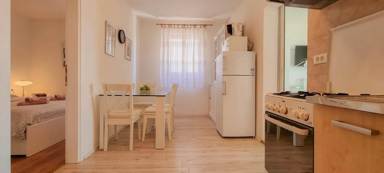 Libera Two Apartamento Novigrad Istria Croácia