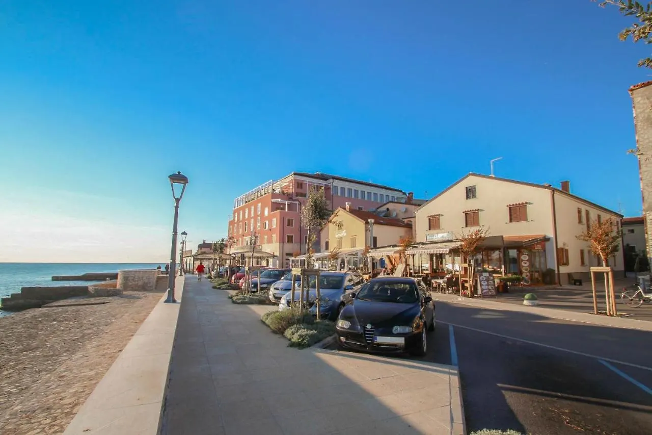 Libera Two Apartment Novigrad