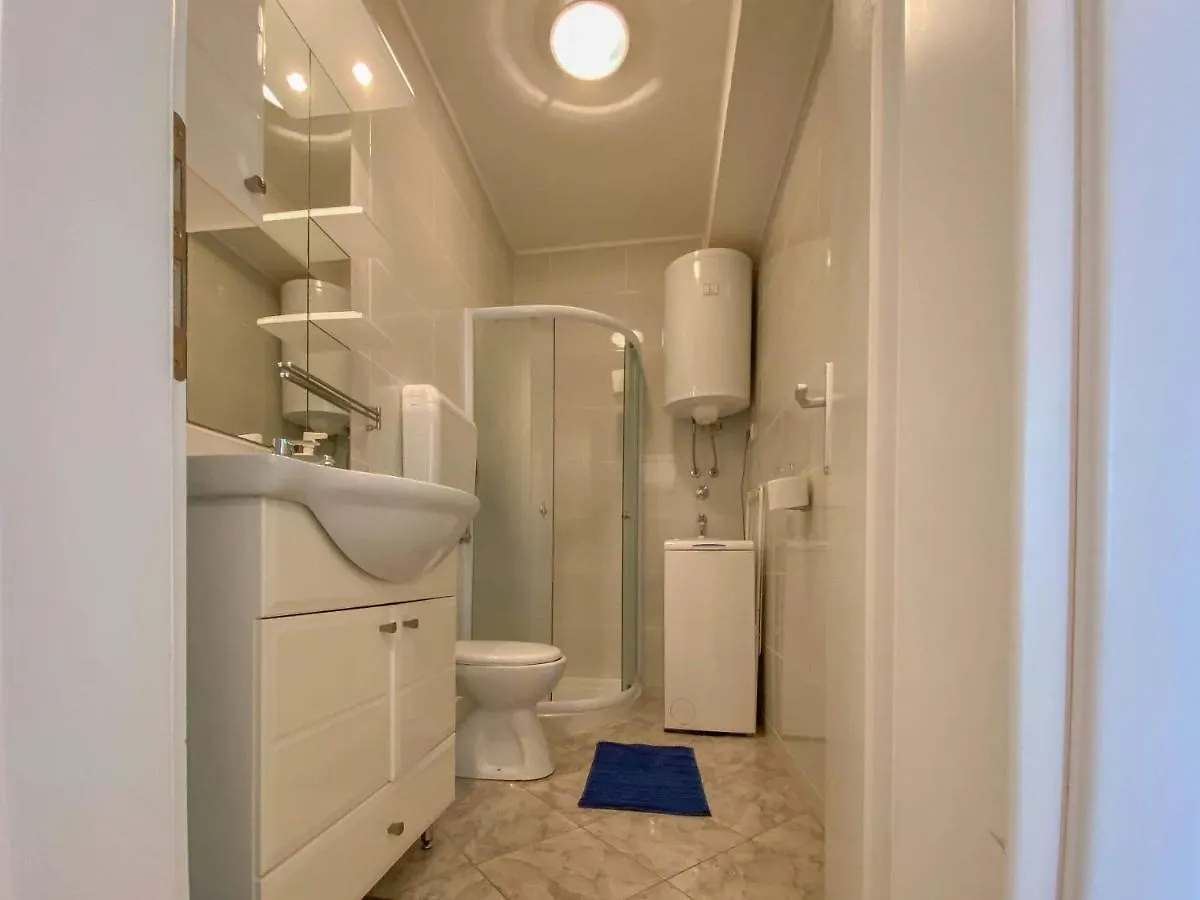 Libera Two Apartment Novigrad